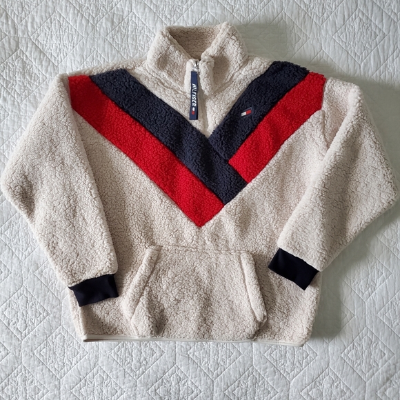 Tommy Hilfiger Chevron 1/4-Zip Sherpa Sweater - Picture 4 of 9